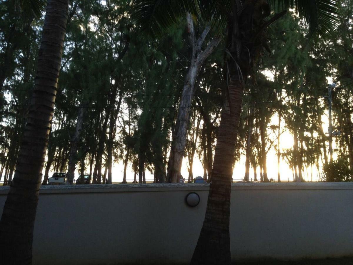 Oceanside Licenced Tourist Residence Flic-en-Flacq Εξωτερικό φωτογραφία