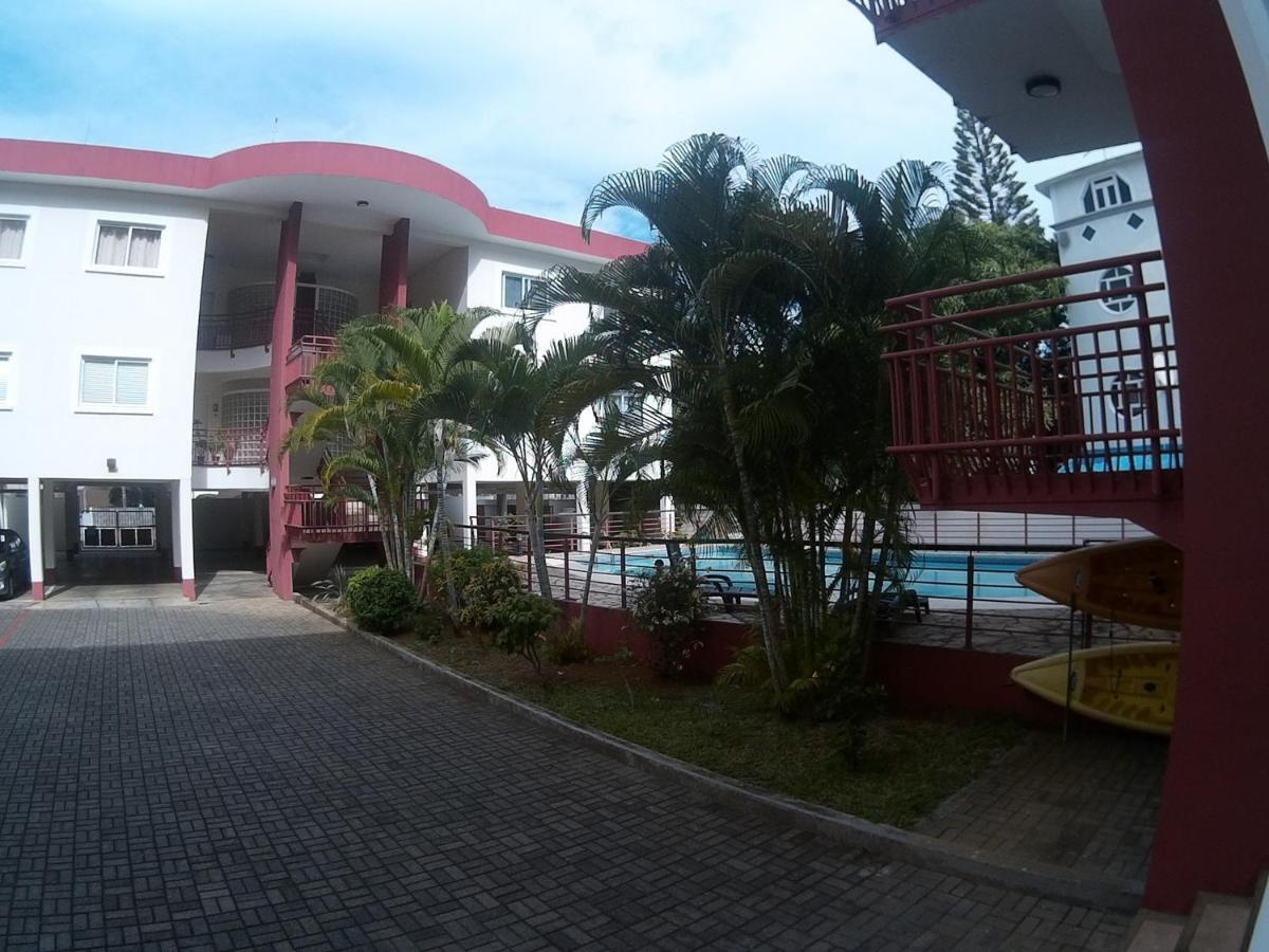 Oceanside Licenced Tourist Residence Flic-en-Flacq Εξωτερικό φωτογραφία